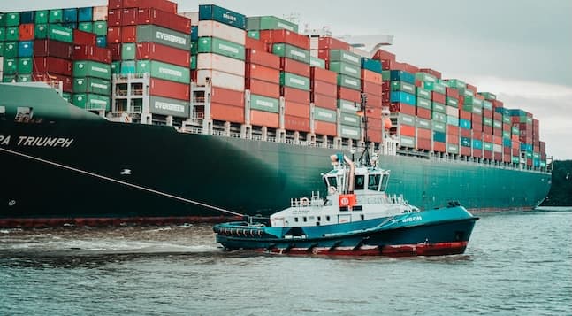 container ship for supply chain