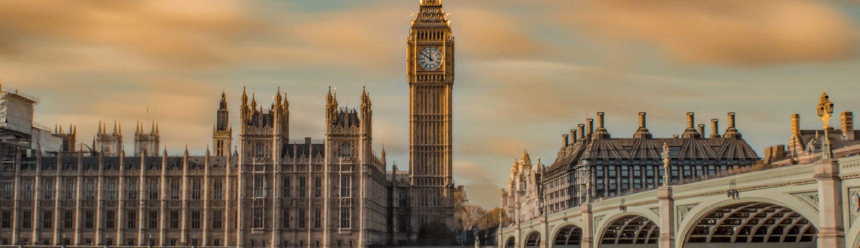 A landscape shot of the Big Ben at the north end of the Palace of Westminster in London, England