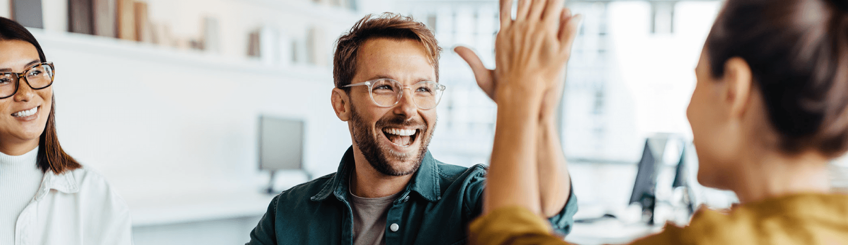 Illustrated image of people high-fiving due to Inc. naming Alation a Best Workplace for the fourth time.